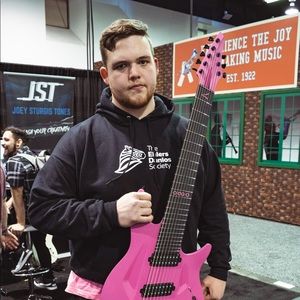 Meet your Posher, Drew